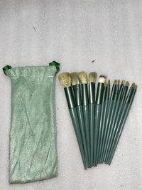 Makeup Brush with Pouch Set